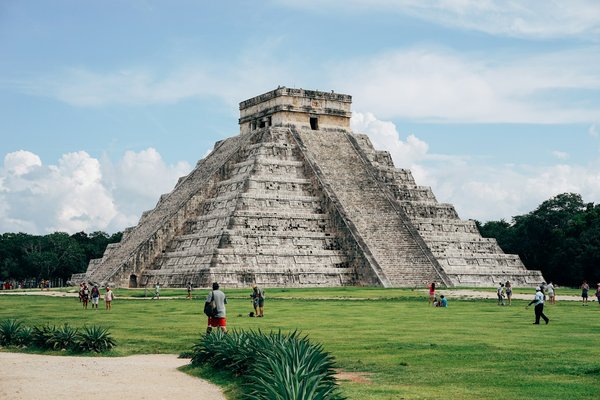 Comment organiser une visite des sites archéologiques mayas au Guatemala ?